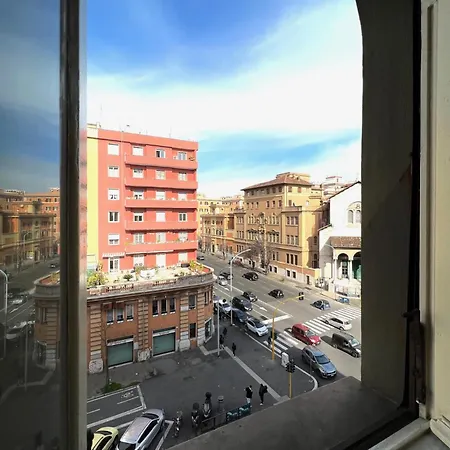 Sant'antonioroma Luxuryboutiquesrooms Рим